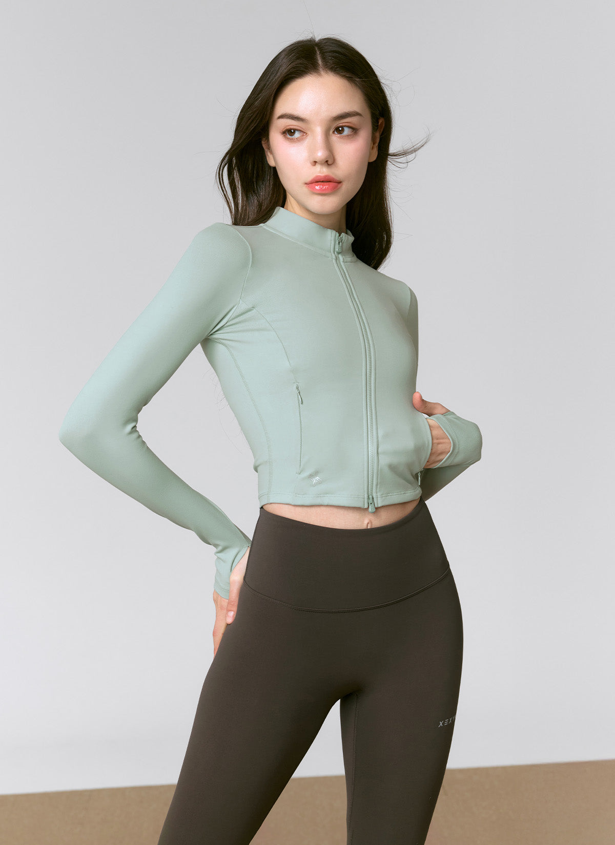 Slim Fit Cropped Zip-up Jacket