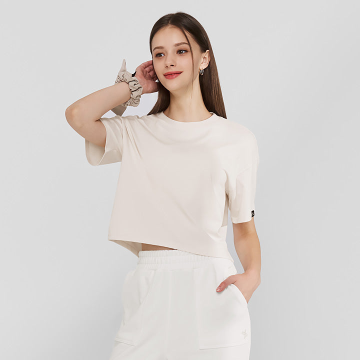 Cool Touch Basic Cropped T-shirts