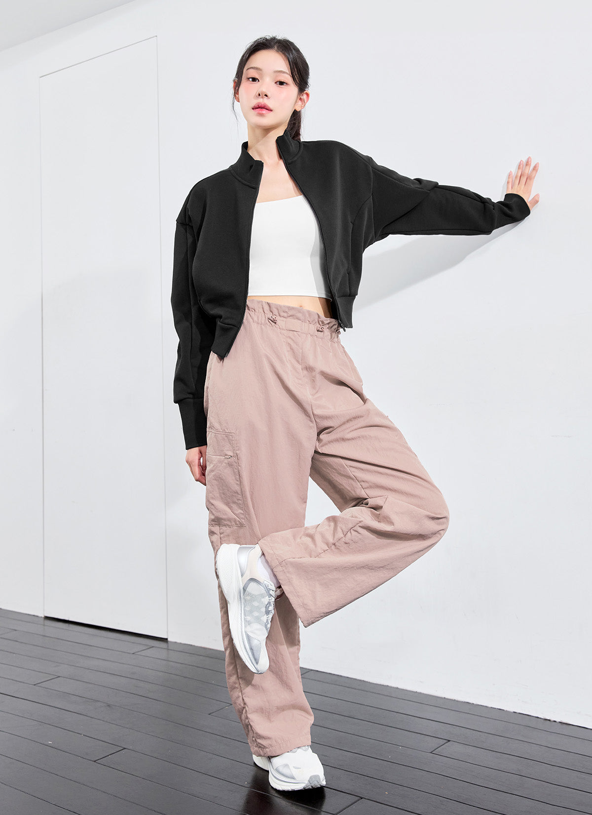 Woven String Cargo Wide Pants