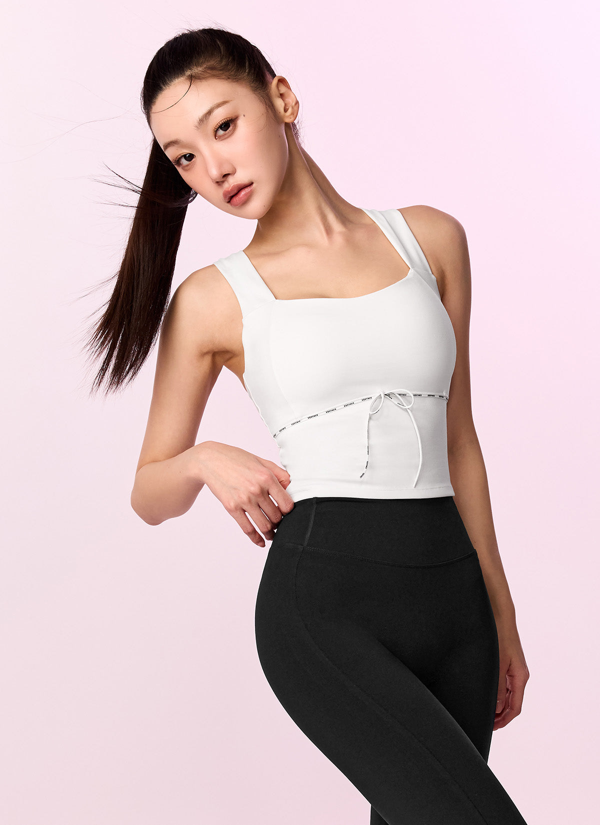 Comfort Fine Logo Piping Cropped Top