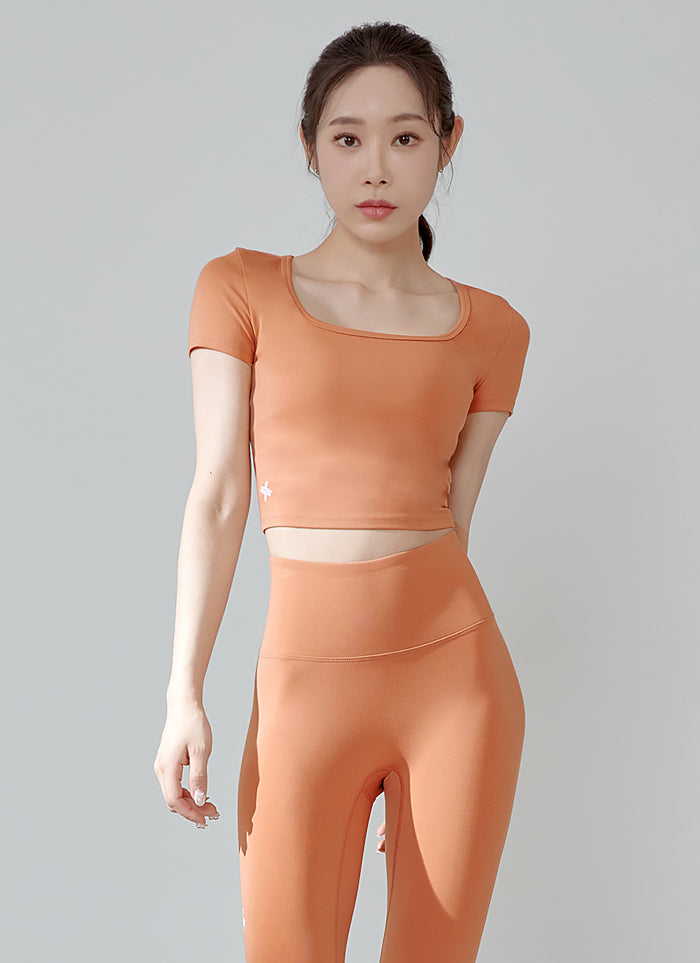 XELLA™ Intension Cropped Top